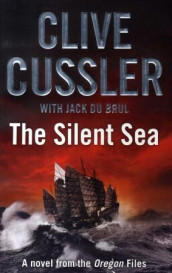 The silent sea av Clive Cussler (Heftet)