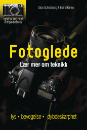 Fotoglede av Eivind Røhne og Stian Schioldborg (Heftet)